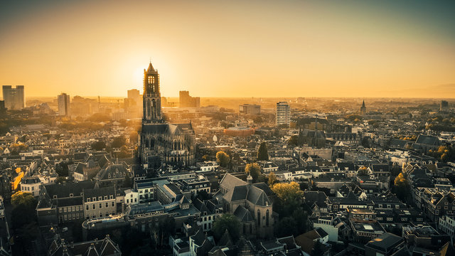 Utrecht’s Top 3 Smart Shops: A Comprehensive Guide
